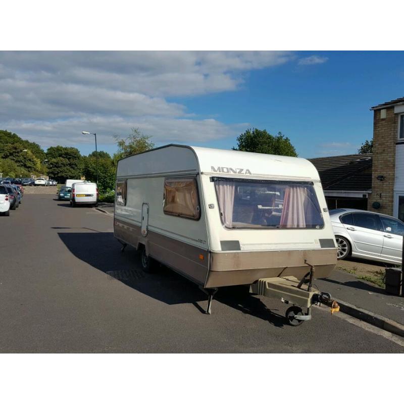 Abi Monza caravan