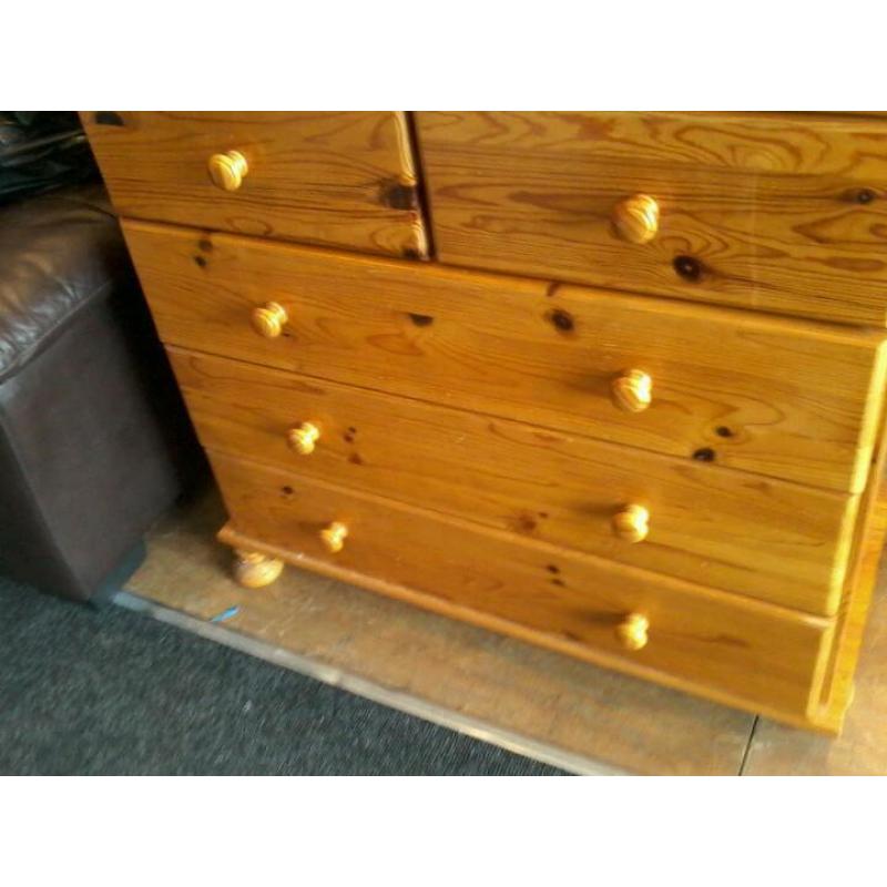heavy pine 5 drawers
