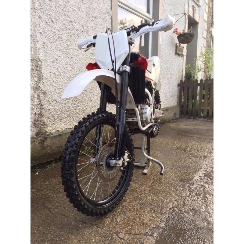 2012 Husqvarna te125 / TE 125 Enduro bike (not KTM, Sherco, Beta )