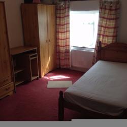 Good size room close to Franchey hospital and Universities,