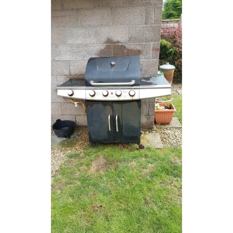 4 Burner gas BBQ.
