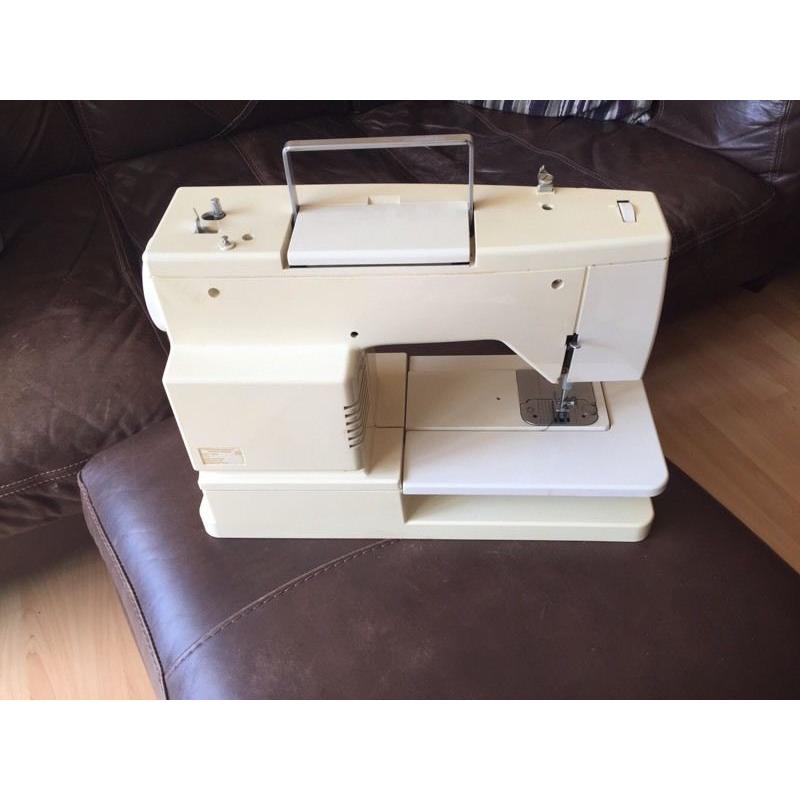 Singer Magic 22 Automatic Sewing Machine