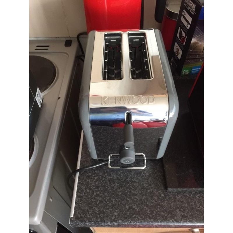 Kmix kenwood toaster in grey cost 45 pound take 10 pound