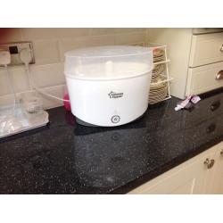 tommee tippee perfect prep machine and tommee tippee electric steriliser. Used.