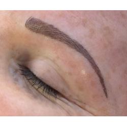 Semi permanent makeup