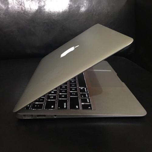 MacBook Air 2011