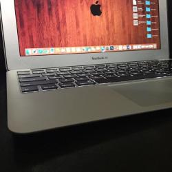 MacBook Air 2011