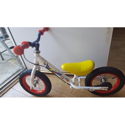 KIDS BALANCE BIKE, EXCELLENT CONDITION