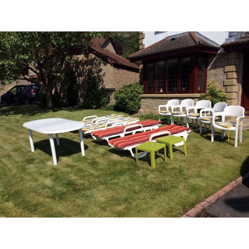 Garden furniture, dining table, 5 chairs