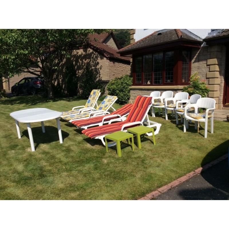 Garden furniture, dining table, 5 chairs