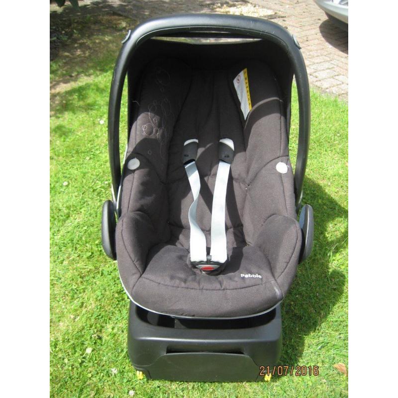 MAXI COSI ISOFIX BASE FAMILYFIX & PEBBLE ISOFIX CAR SEAT