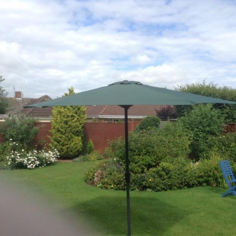 Garden parasol