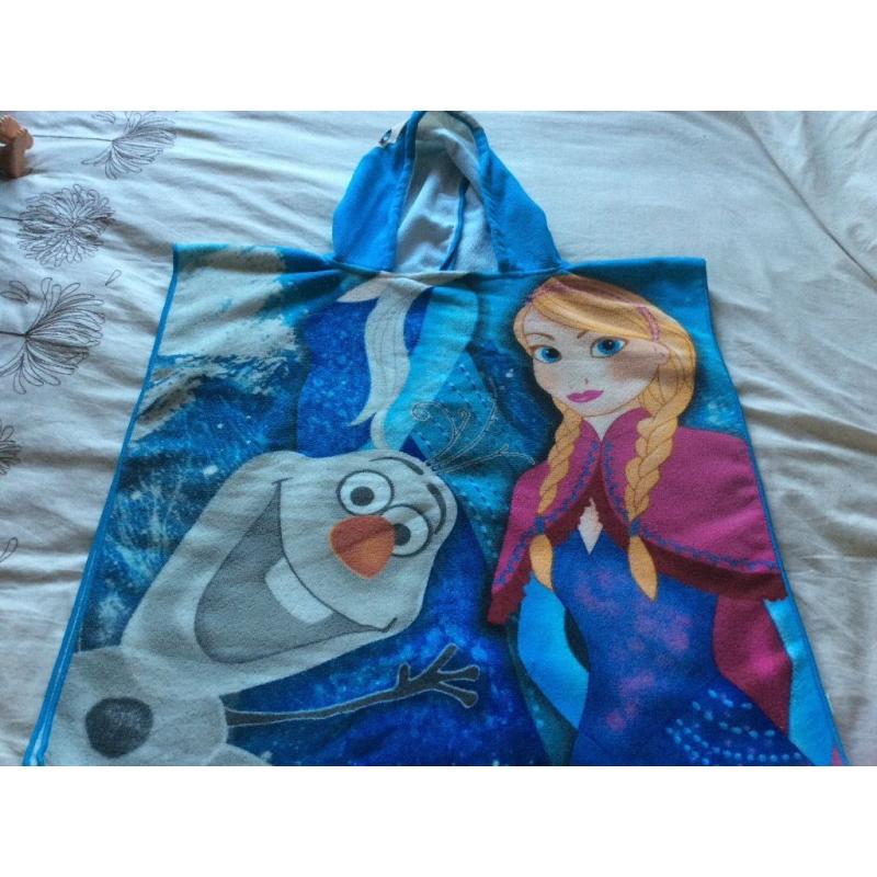 Childs frozen hooded towel