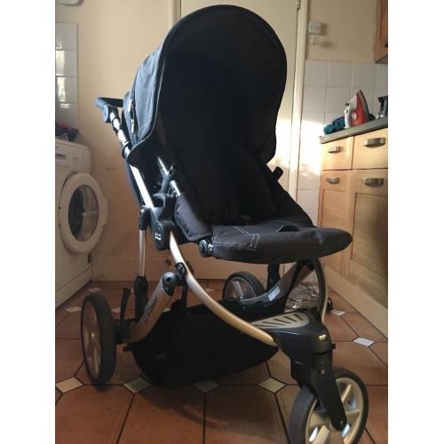 Stroller used only 1 month almost new