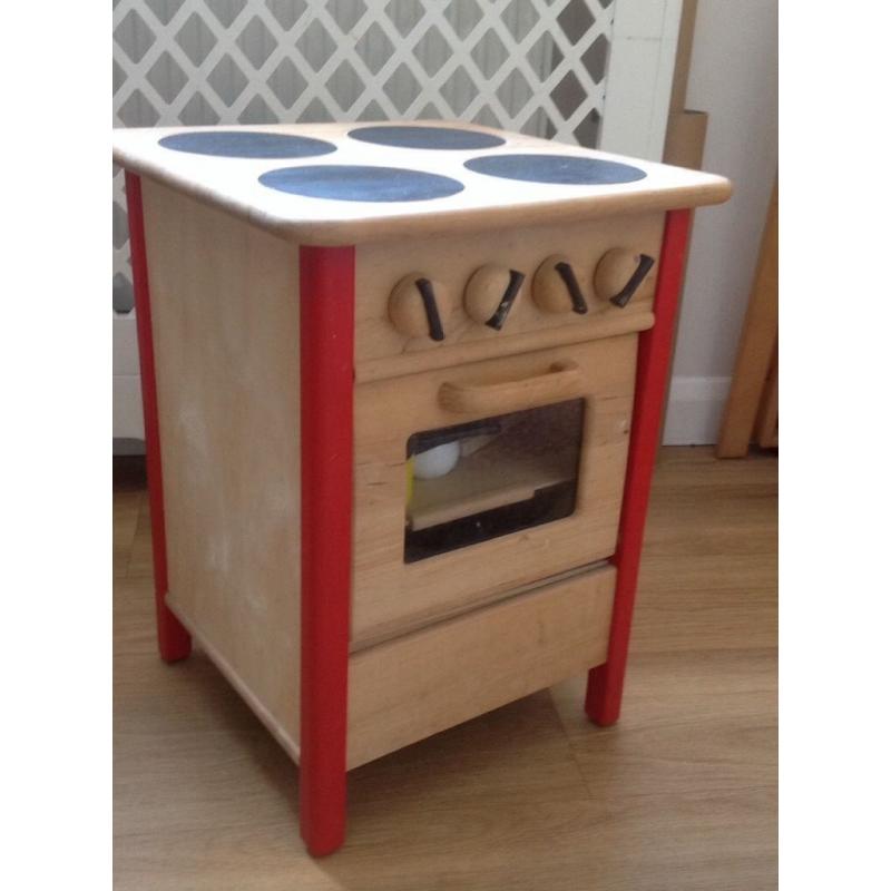 Cooker: wooden toy stove
