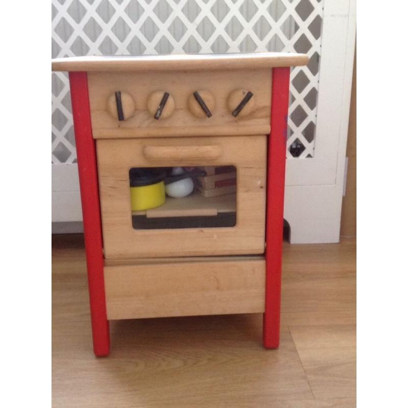Cooker: wooden toy stove