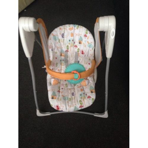 Baby rocking swing