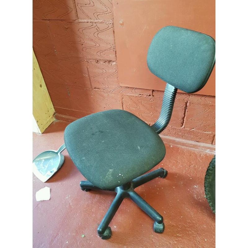 Swivel chair