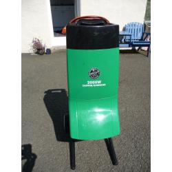 Garden Chipper / Shredder 2000 Watt