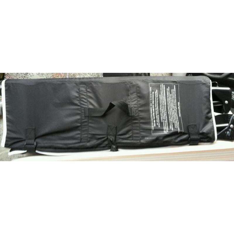 Sleep tight red kite travel cot