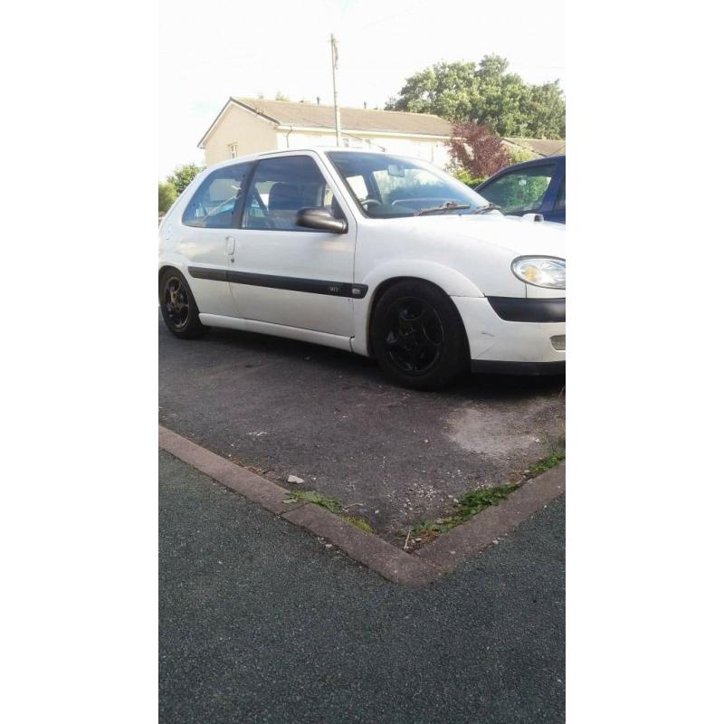 white saxo vtr 4 branch manifold wind deflectors pug gti alloys very fast car 135mph saxo kam racing
