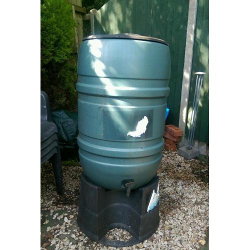 Plastic Water Butt Inc Stand