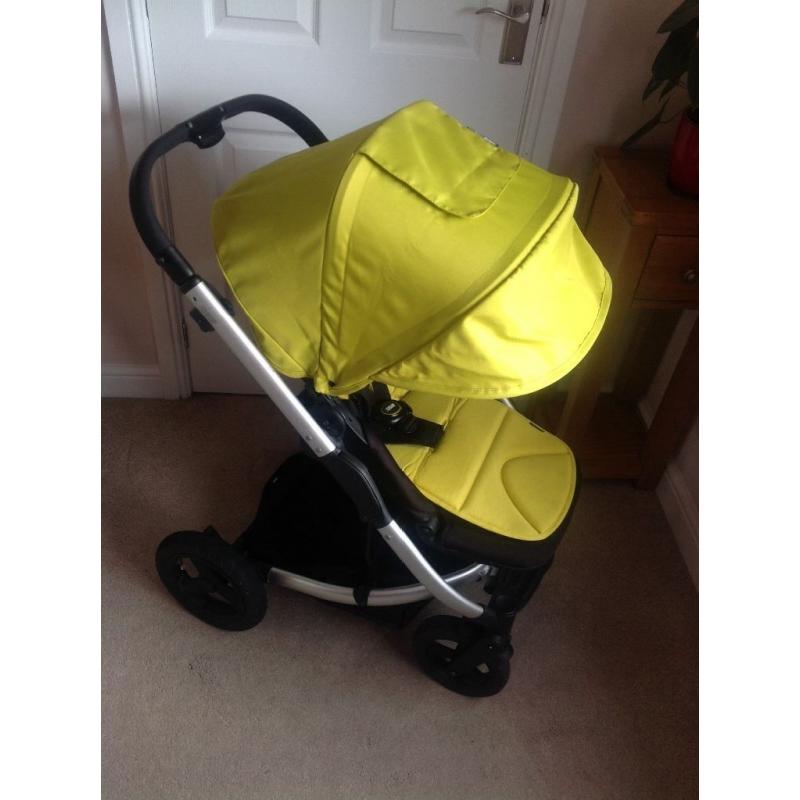 M&P Stroller - Sola City
