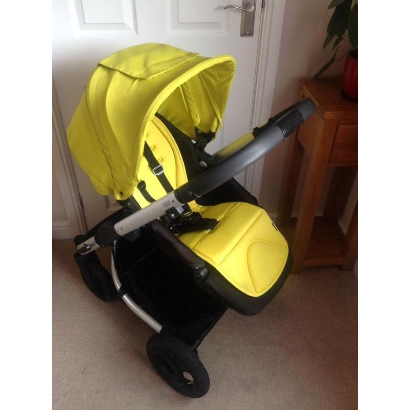 M&P Stroller - Sola City