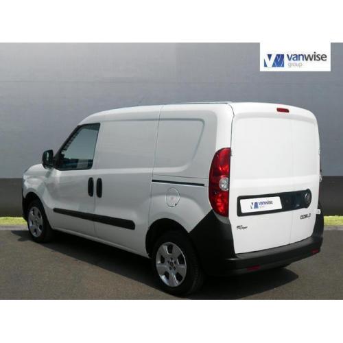 2014 Fiat Doblo Cargo 16V MULTIJET Diesel white Manual