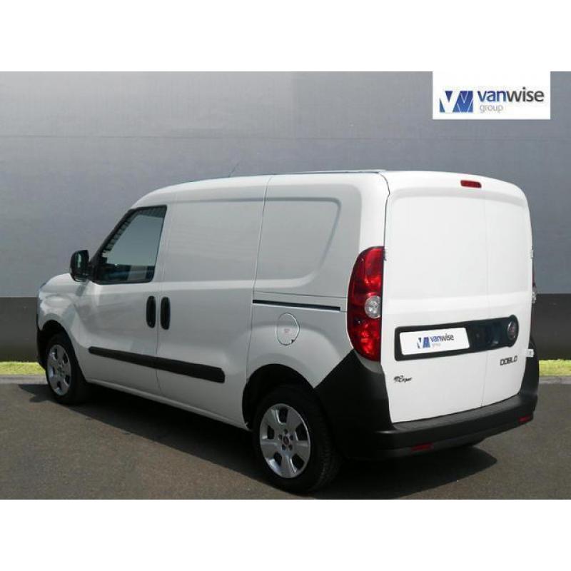 2014 Fiat Doblo Cargo 16V MULTIJET Diesel white Manual