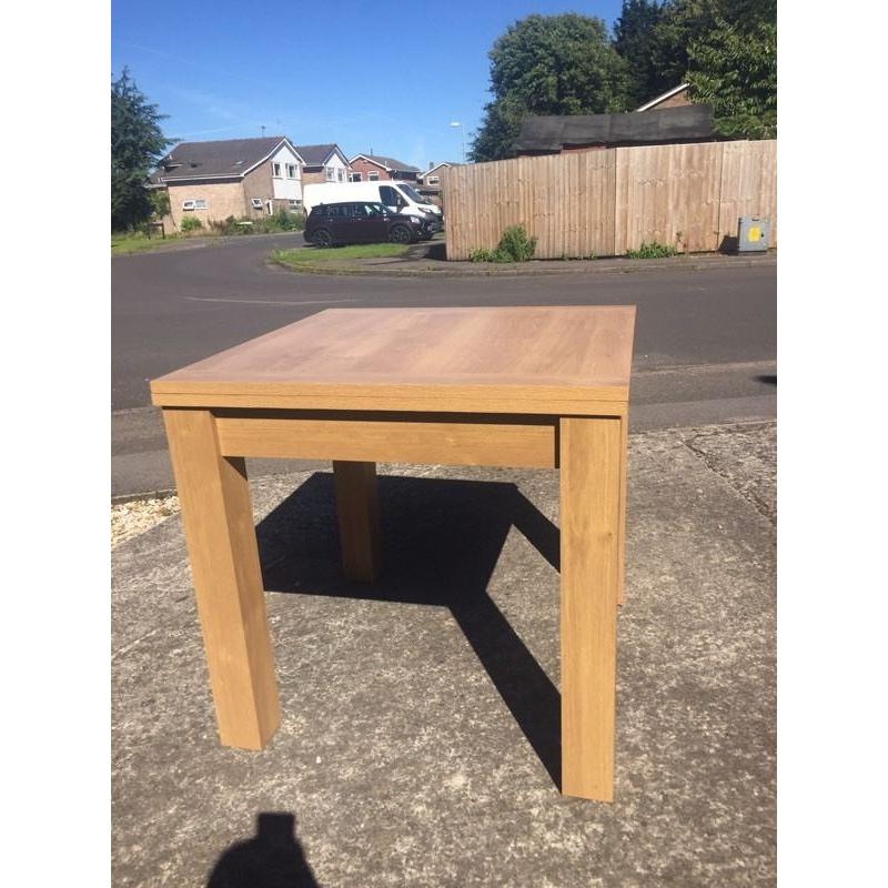 Next 'Stanton' Extendable Table