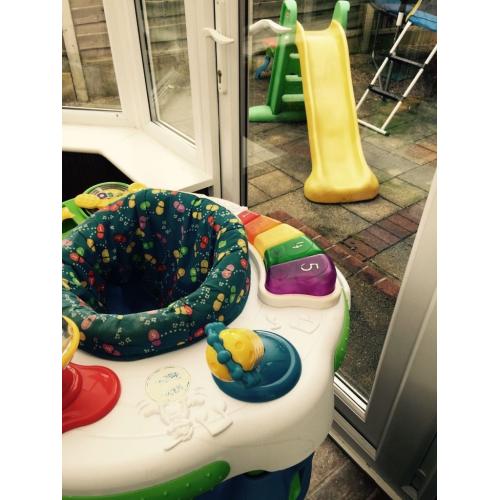 Baby play centre