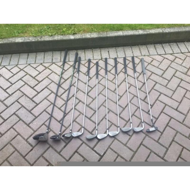 ORIGINAL...RAM SET OF 10 GOLF CLUBS AND RAM BAG...SUIT NEW GOLFER
