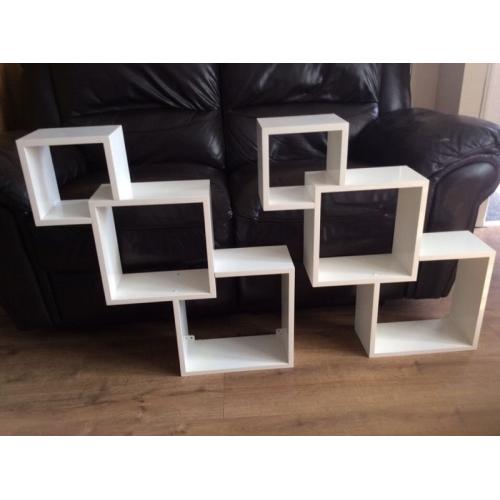Wall shelves