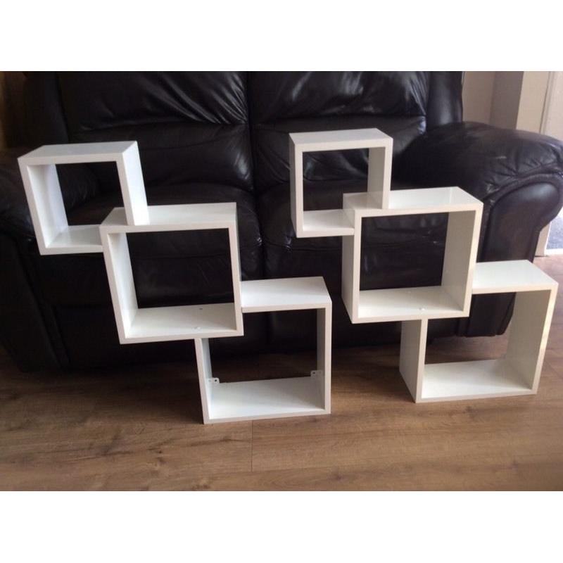 Wall shelves