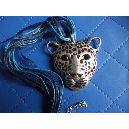 Leopard Head Necklace