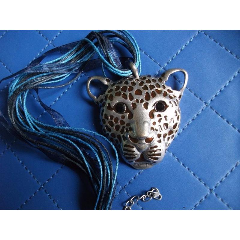 Leopard Head Necklace