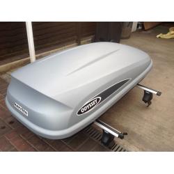 Roof box+ bars