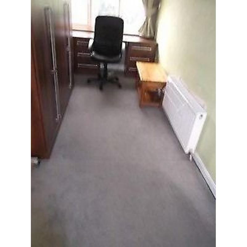 THREE ROOMS AVAILABLE INCLUDING BILLS