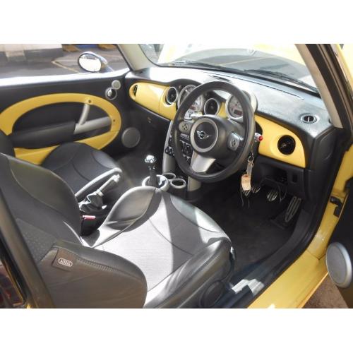 2004 54 MINI COOPER S GTT 1.6 3DR A/C LEATHER NEW MOT PAS JUST BEEN SERVICED GREAT CONDITON