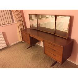 1970's vintage retro dressing table