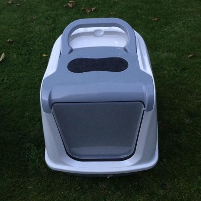Cat litter tray