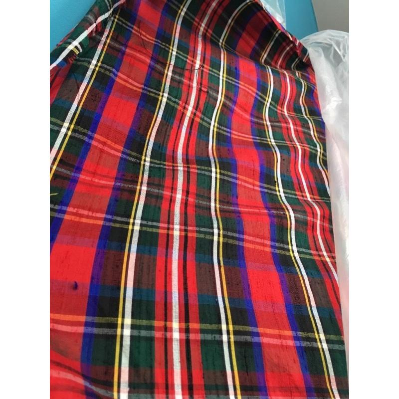 Tartan silk material