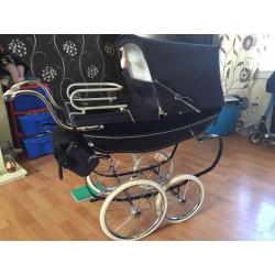 Nay silvercross dolls Pram with accessories