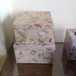 SET OF TWO PRETTY FLORAL STORAGE BOXES AND TWO MATCHING COVERS FOR SMALL BOXES OF TISSUES