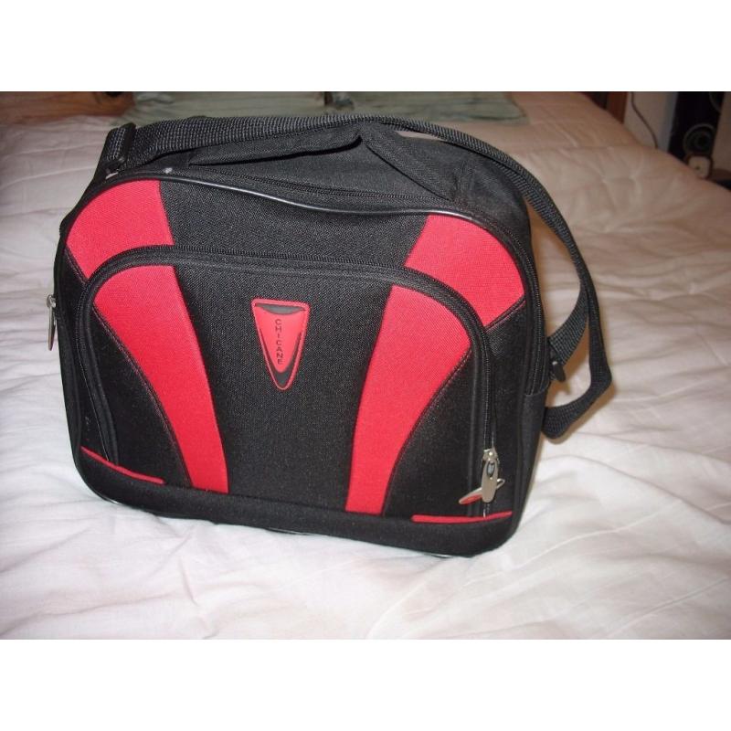 CARRY-ON/FLIGHT BAG