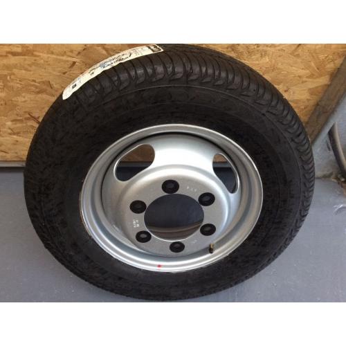Mitsubishi canter new wheel & tyre 205/70 r15c