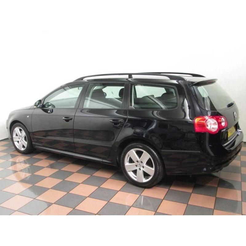 2010 Volkswagen Passat 2.0 TDI R Line Estate, Black, Diesel ( 110PS )