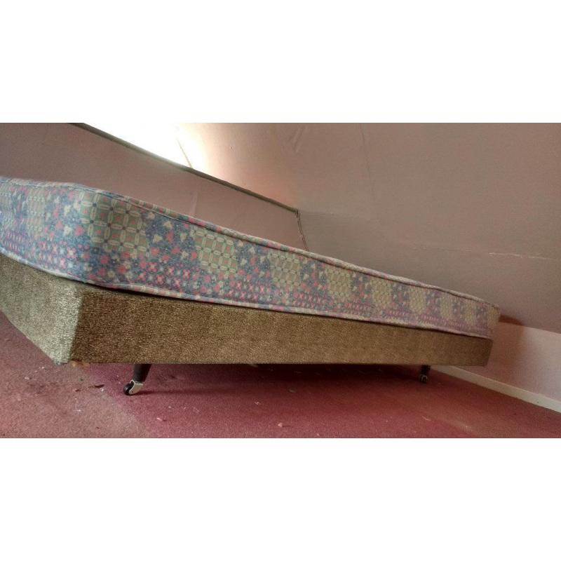 6ft 2 by 3 ft Single Bed/Occasional Bed