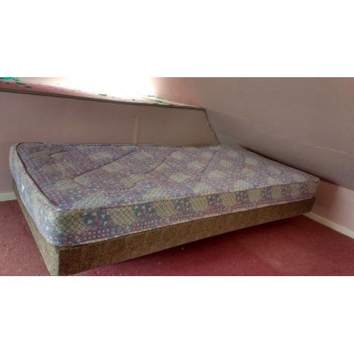6ft 2 by 3 ft Single Bed/Occasional Bed